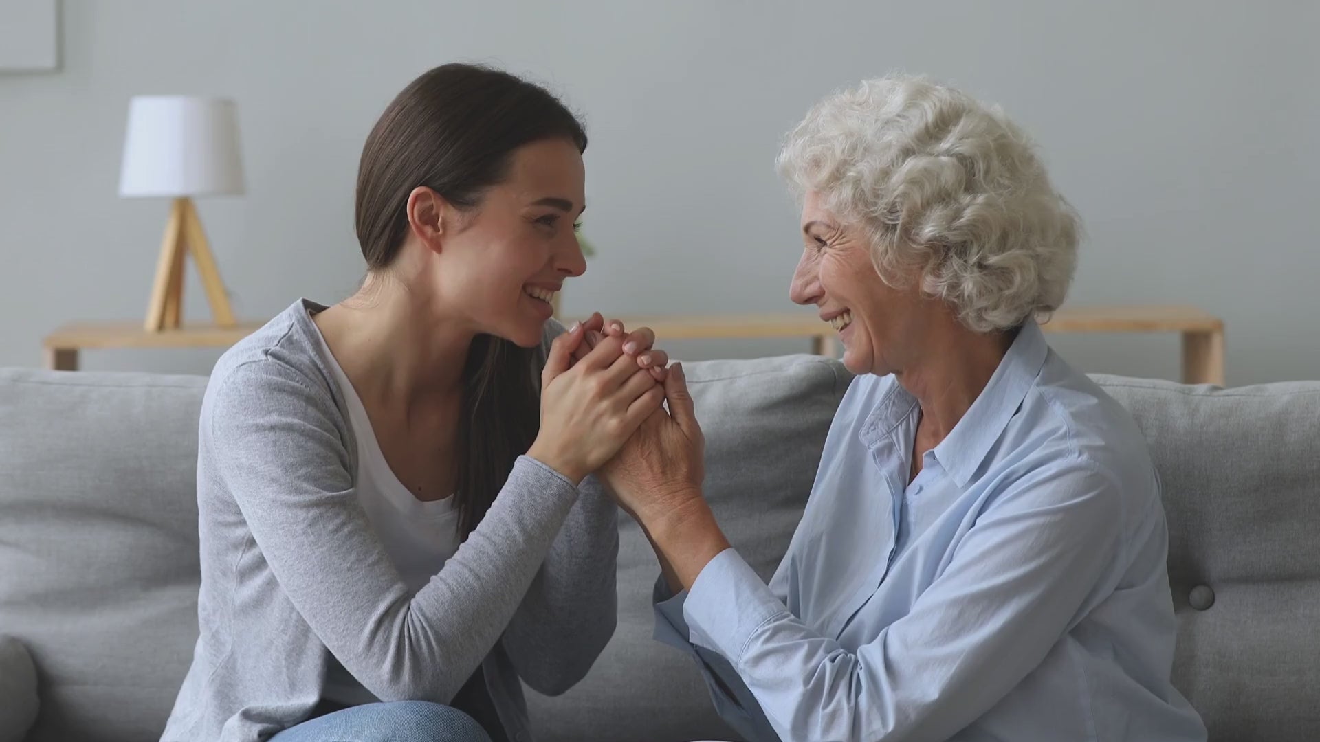 Încărcați videoclipul: